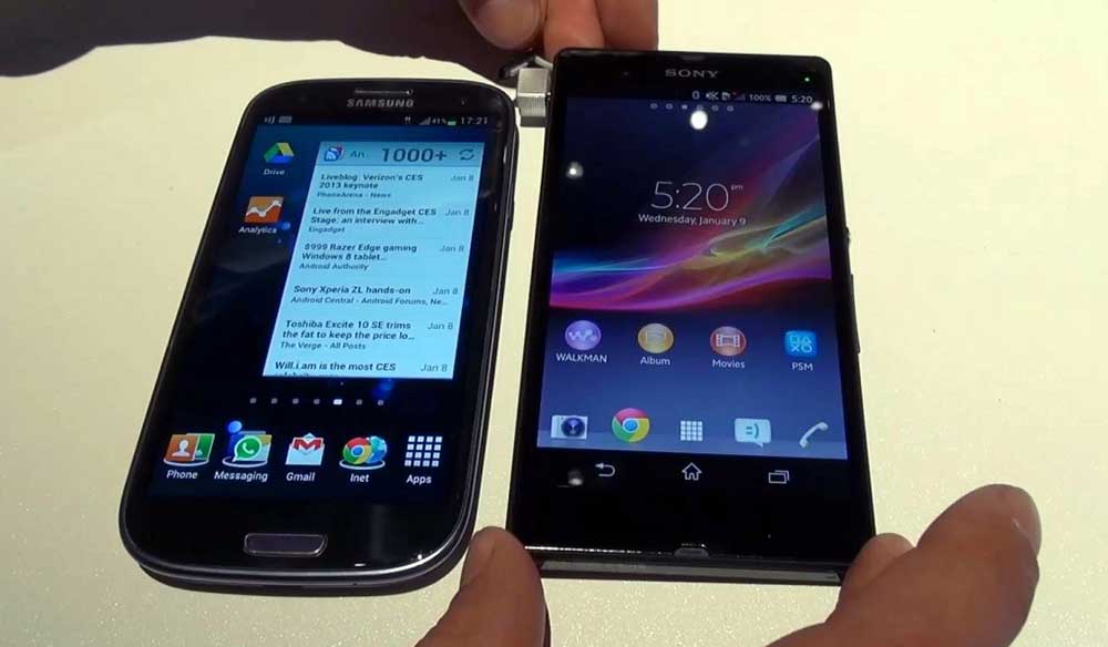 Sony Xperia Z ve Samsung Galaxy S3 Bıçakla Ekran Çizme Testi