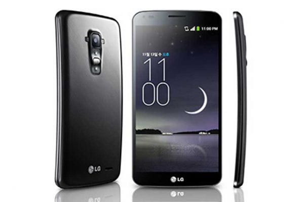 LG G Flex Avrupa Ülkelerinde Şatışa Sunulacak